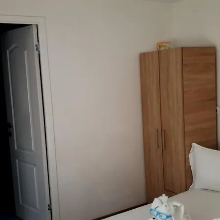 Casa Nicholas Constanţa