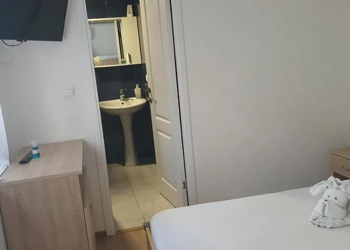 Casa Nicholas 3* Constanta